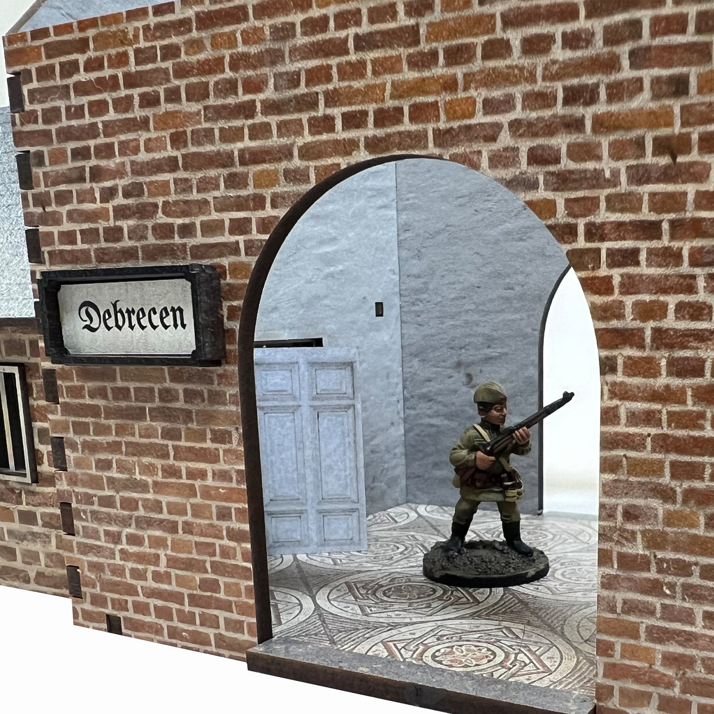 Station - 28mm (TTR)
