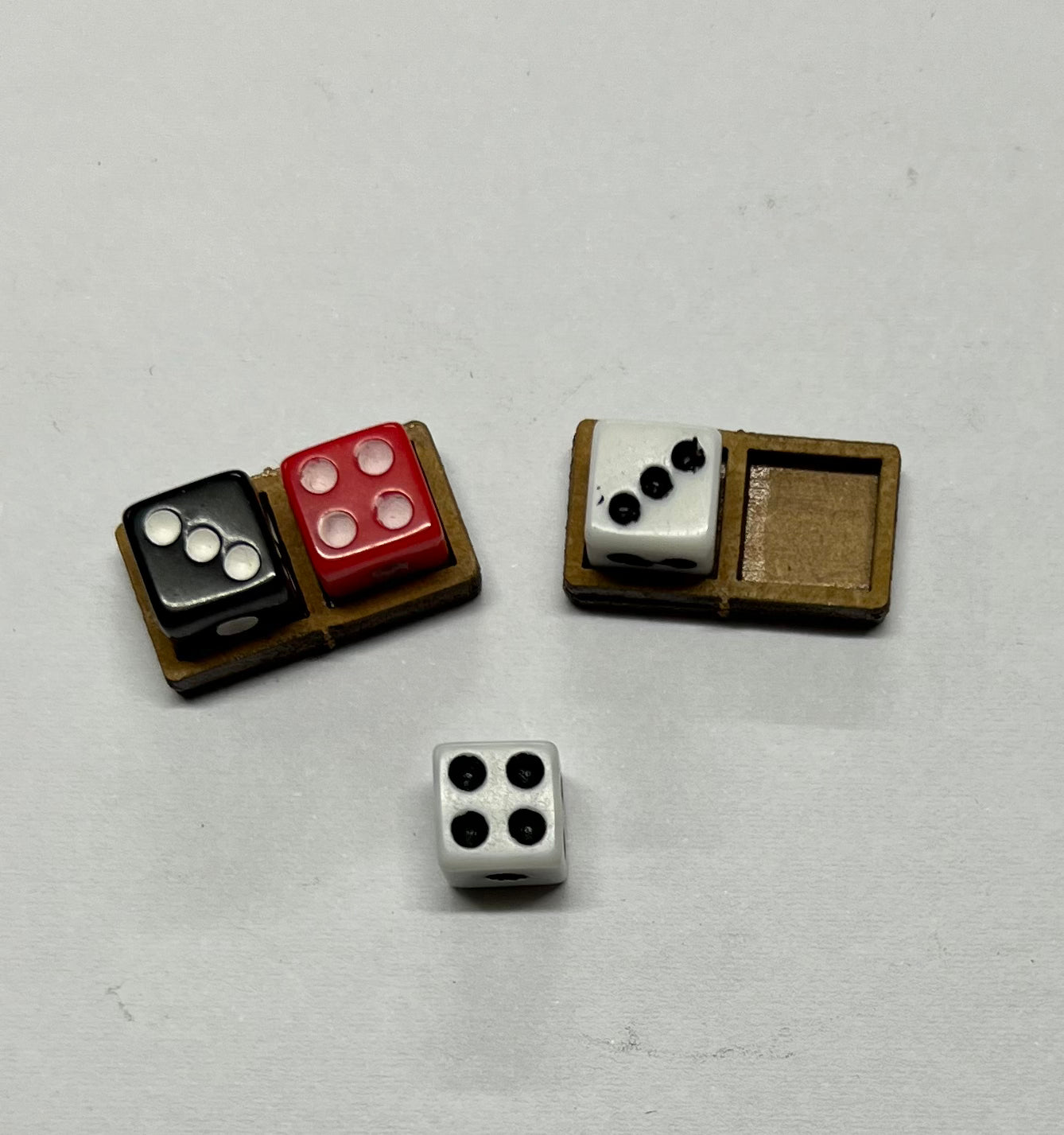 8mm twin dice frames